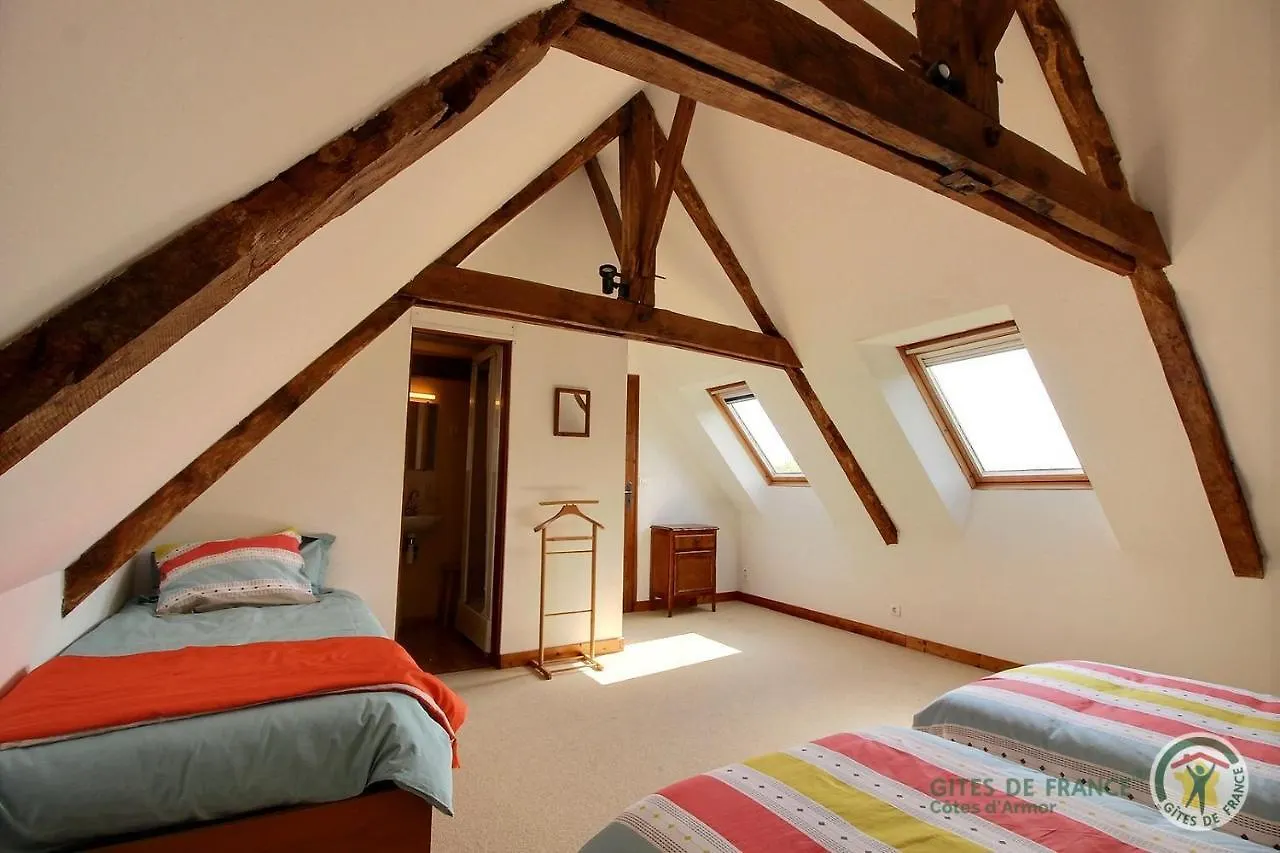 Manoir De Botminy Lac De Guerledan Caurel  Holiday home Caurel (Cotes-d'Armor)