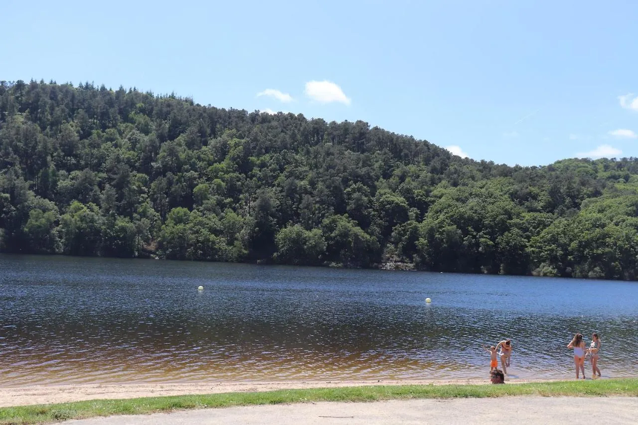 Holiday home Manoir De Botminy Lac De Guerledan Caurel  France
